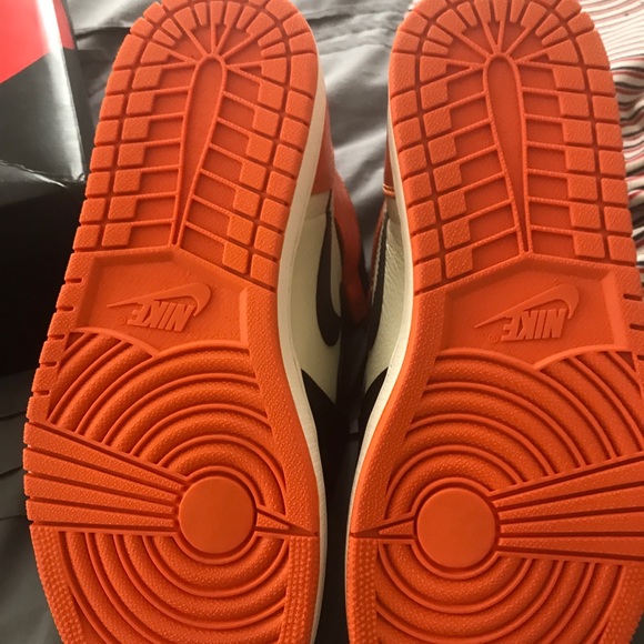 Size 9 vnds shattered backboards - Picture 10 of 10